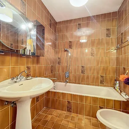 2 Pieces Avec Vue Mer, Piscine Et Terrasse, Proche Commerces Et Plages A - Fr-1-789-5 Apartment *